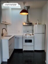 185 Gates Ave in Brooklyn, NY - Foto de edificio - Building Photo