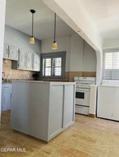 4001 Trowbridge Dr in El Paso, TX - Building Photo - Building Photo