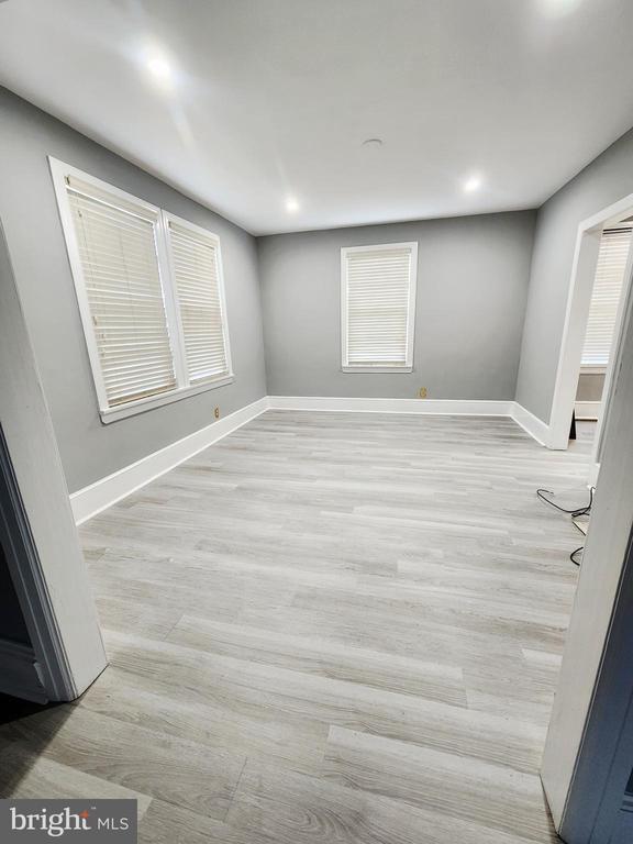 property at 80 E Main St