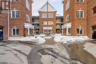 103 Bristol Rd E in Mississauga, ON - Building Photo - Building Photo