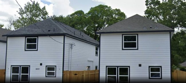 property at 8218 Crestview Dr