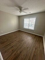 4633 McClelland Dr in Wilmington, NC - Building Photo