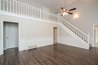 8159 Creekside Cir N in Memphis, TN - Building Photo - Building Photo