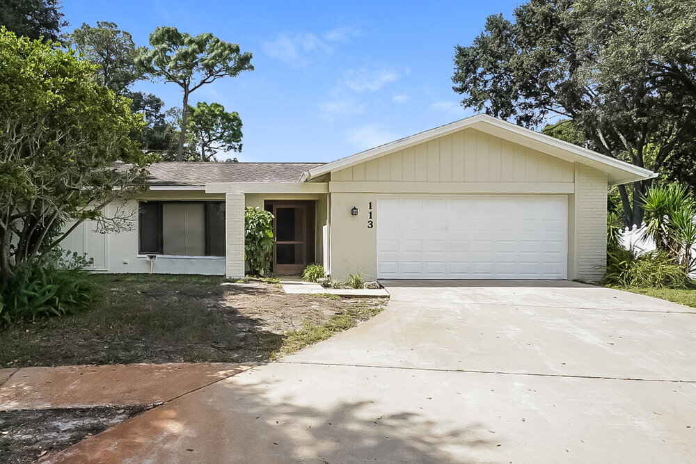 113 Timber Cir in Safety Harbor, FL - Building Photo