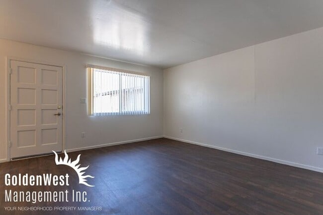 property at 2209 W Belmont Ave