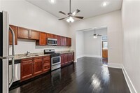 900 Josephine St in New Orleans, LA - Building Photo - Building Photo