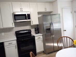 906 E Magnolia Ave in Auburn, AL - Building Photo - Building Photo