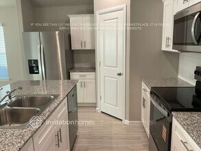 417 Kaufman Dr in Azle, TX - Foto de edificio - Building Photo