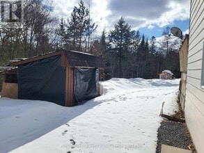273 Skyhills Rd in Huntsville, ON - Building Photo - Building Photo