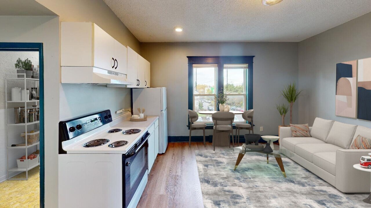 6307-6321 Roosevelt Way NE in Seattle, WA - Building Photo