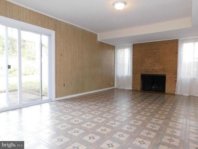 6421 Earlham Dr in Bethesda, MD - Building Photo - Building Photo