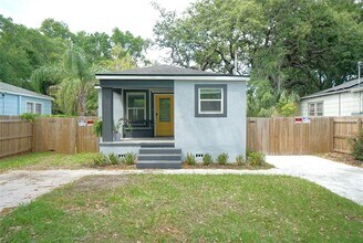 908 E Cayuga St in Tampa, FL - Building Photo - Building Photo