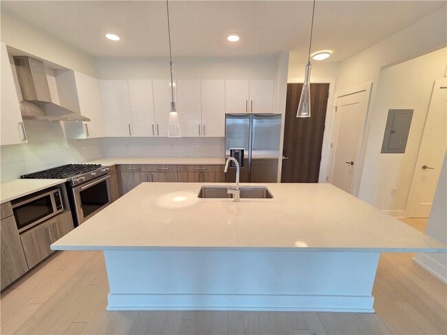 property at 775 Juniper St NE