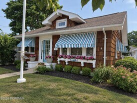 2116 4th Ave in Spring Lake, NJ - Building Photo