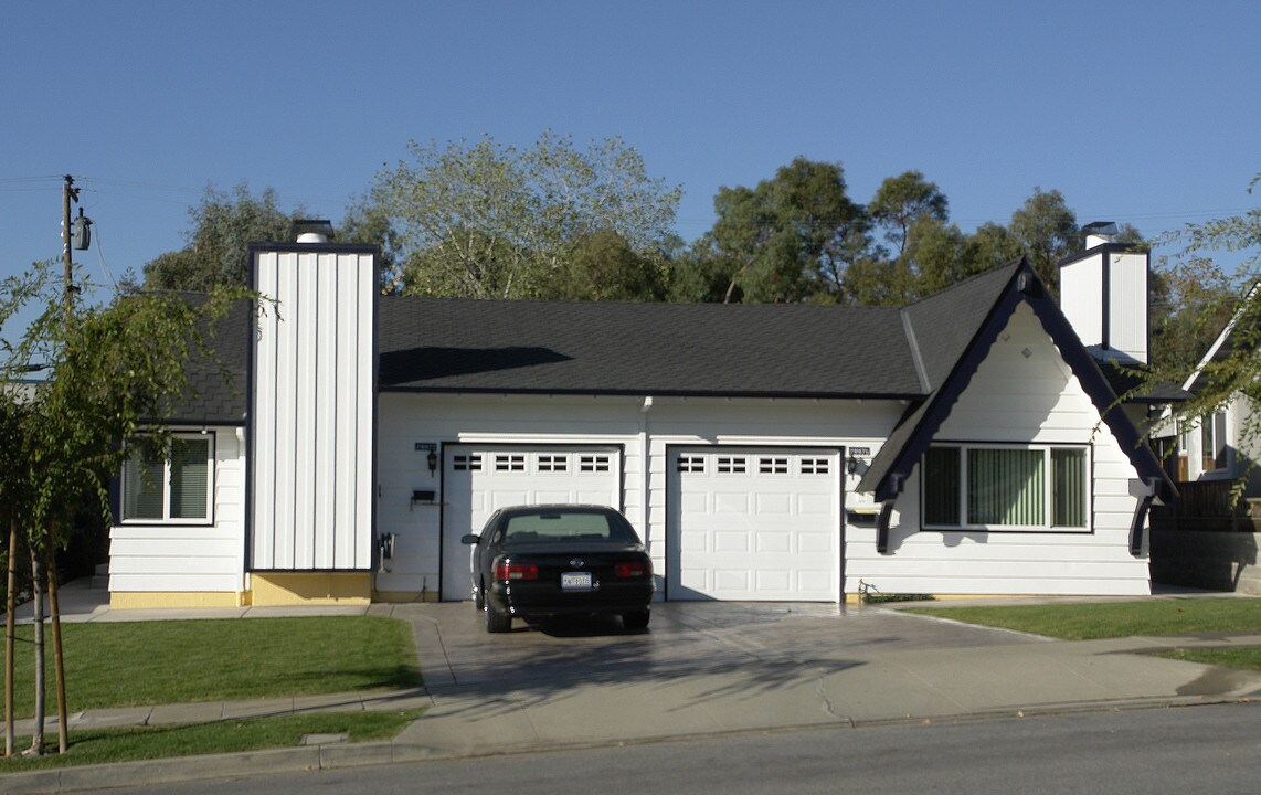29975 Vanderbilt St in Hayward, CA - Building Photo