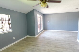 10642 Wolbrook St in Houston, TX - Building Photo - Building Photo