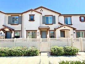 24120 Dolcetto Ave in Murrieta, CA - Building Photo