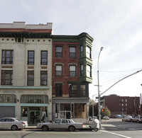 1223 Bedford Ave in Brooklyn, NY - Foto de edificio - Building Photo