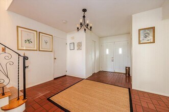 77 Tioga Ave in Atlantic Beach, NY - Building Photo - Building Photo