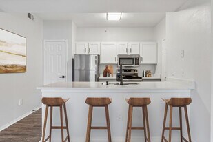 530 Buckingham in Richardson, TX - Building Photo
