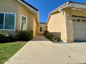 5927 Dovetail Dr in Agoura Hills, CA - Building Photo - Building Photo
