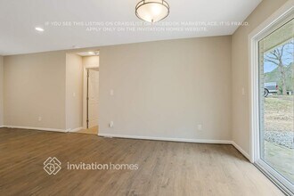 1426 Spring Valley Ln in Stone Mountain, GA - Foto de edificio - Building Photo