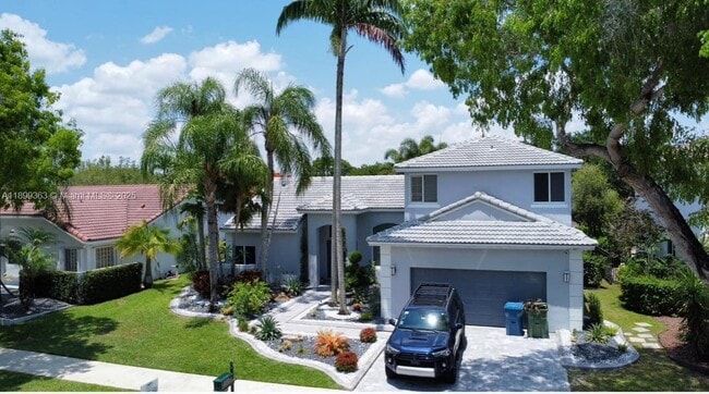 1888 Water Ridge Dr in Weston, FL - Foto de edificio - Building Photo