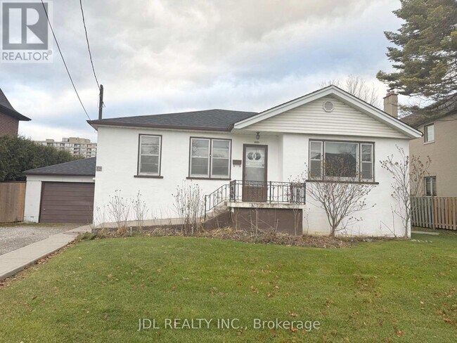 229 Crestwood Rd in Vaughan, ON - Building Photo - Building Photo