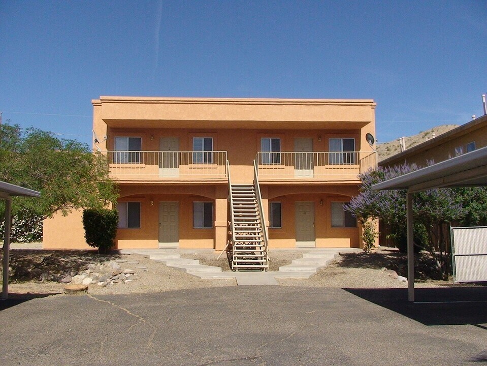 1790 North Ave, Unit 2 in Bullhead City, AZ - Building Photo