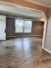 1302 S Glen Cir in Aurora, IL - Building Photo - Building Photo