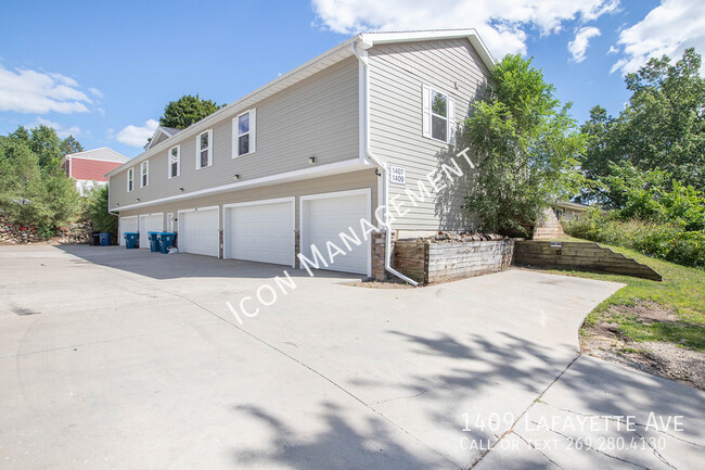 1409 Lafayette Ave in Kalamazoo, MI - Foto de edificio - Building Photo