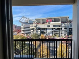 1100 Bluff Rd in Columbia, SC - Building Photo