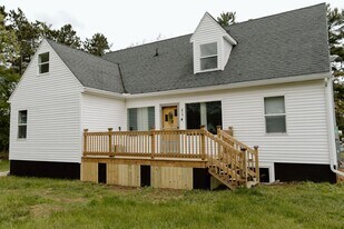 114 Baker St in Spring Arbor, MI - Building Photo