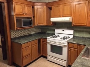 108 S Rutland St in Watertown, NY - Building Photo - Building Photo