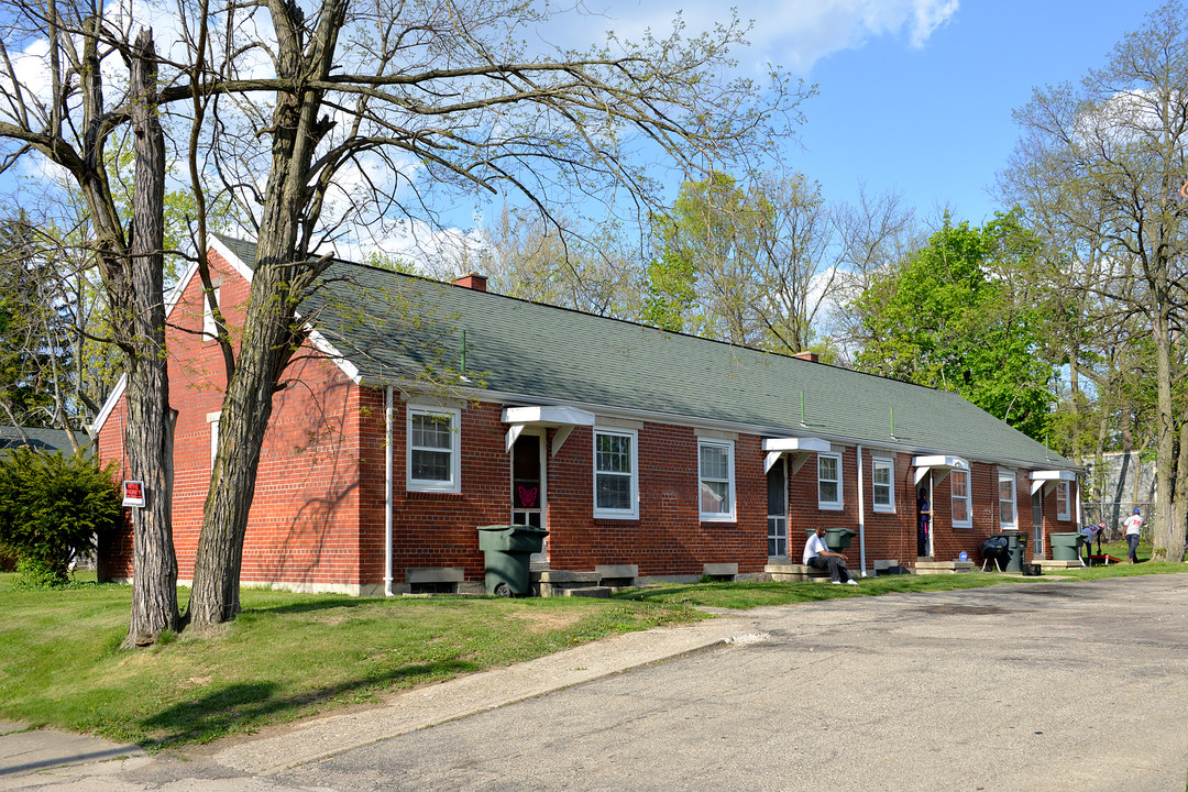 1956 Victoria Ave in Dayton, OH - Building Photo