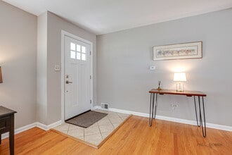 519 Dawes St in Libertyville, IL - Building Photo - Building Photo