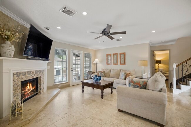8819 Crazy Horse Trail in Houston, TX - Building Photo - Building Photo