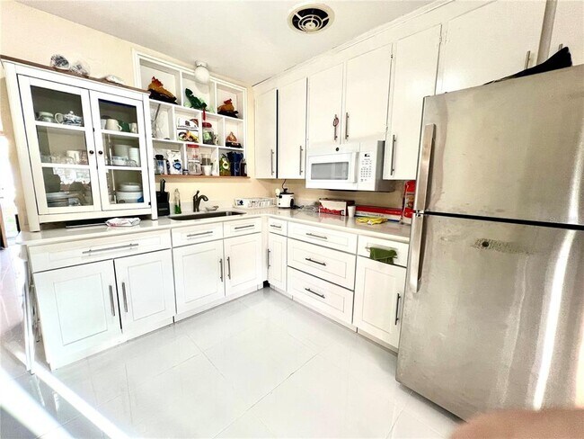 5009 Deauville Dr in Orlando, FL - Building Photo - Building Photo