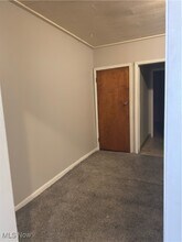 330 Pratt St in Niles, OH - Building Photo - Building Photo