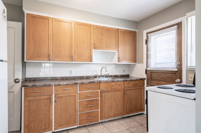 property at 2141 Garfield Ave