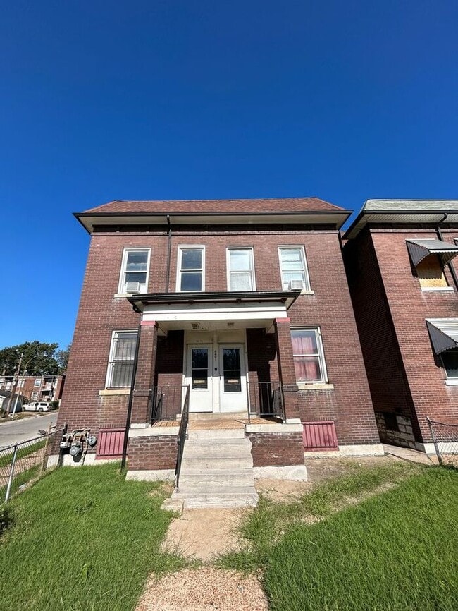 property at 4401 Harris Ave