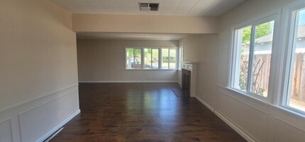 6333 Vicland Pl in North Hollywood, CA - Building Photo - Building Photo
