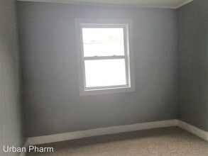 461 Spring Ave NE in Grand Rapids, MI - Building Photo - Building Photo