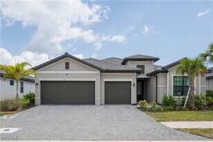 11171 Canopy Loop in Ft. Myers, FL - Building Photo