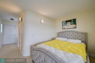1800 N Ocean Dr in Hollywood, FL - Building Photo - Building Photo