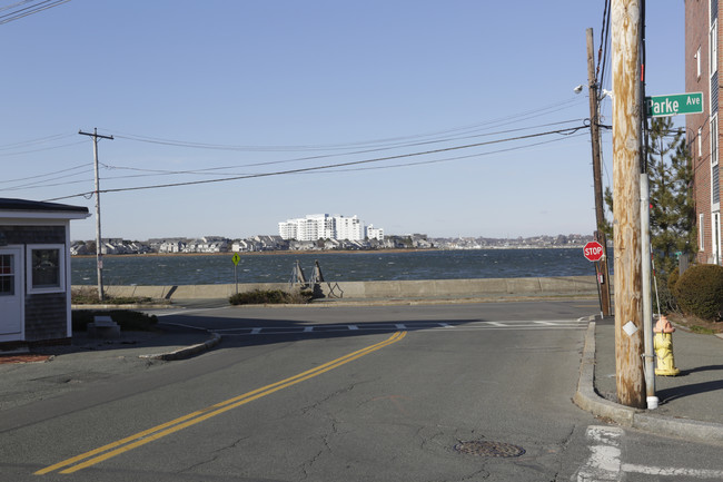 3-11 Dorchester St in Quincy, MA - Foto de edificio - Building Photo