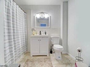 1210 Roselle St in Linden, NJ - Building Photo - Building Photo