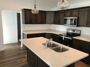 303 Toronto Dr in Hillsboro, ND - Building Photo - Building Photo