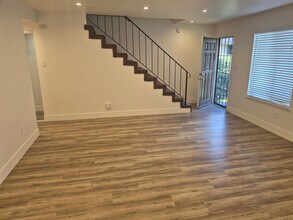 6054 Vía Casitas in Carmichael, CA - Building Photo - Building Photo