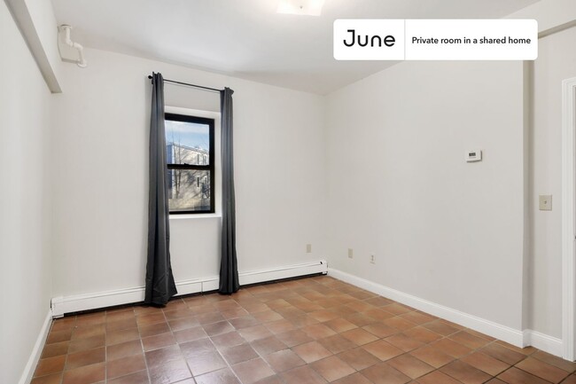 27 Egremont Rd in Boston, MA - Foto de edificio - Building Photo